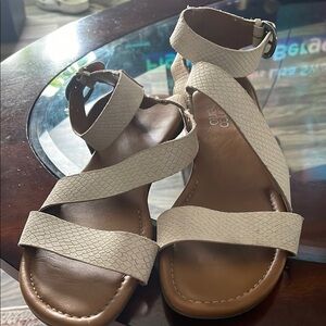 Olivia Miller Cream Strappy Sandals franco sarto